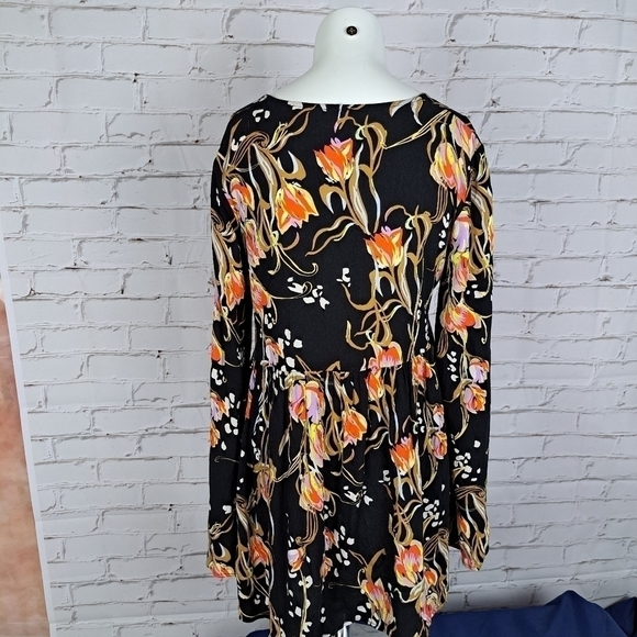 Free People Bella‎ Floral Tunic - Picture 8 of 14
